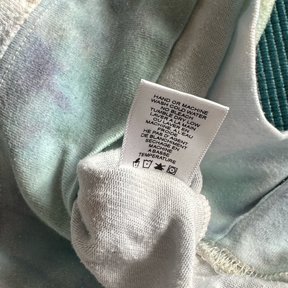 Wildfox Dreaming of Cake Baggy Beach Jumper Pastel Rainbow Cake Pullover Small - Picture 10 of 10